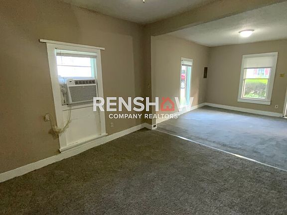 5th image of 525 Baxter St