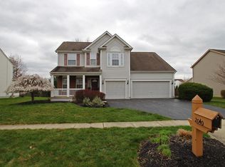 2040 Alum Village Dr, Lewis Center, OH 43035