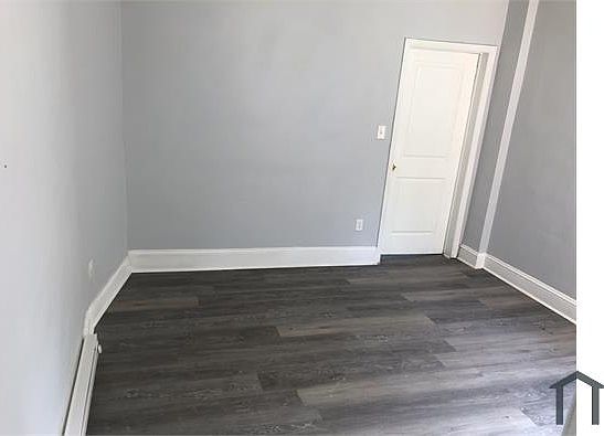 3rd image of 5508 Morton St #1