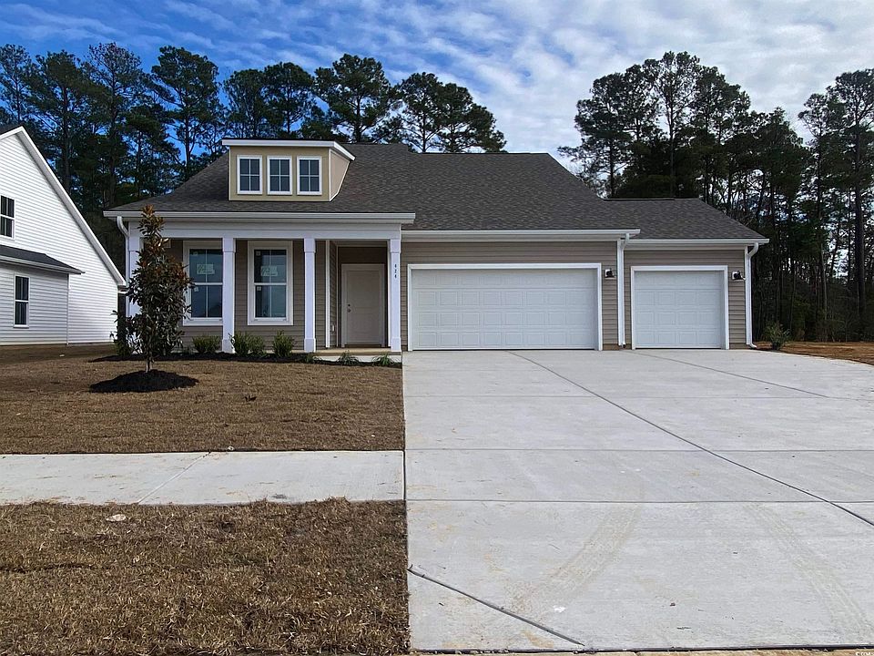 1st image of 424 Joseph St