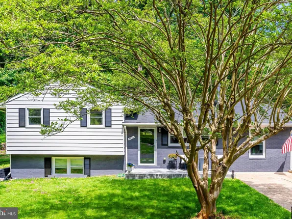 5801 Brookview Dr, Alexandria, VA 22310