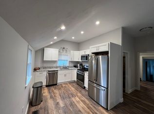 8 Battle Row, Taunton, MA 02780