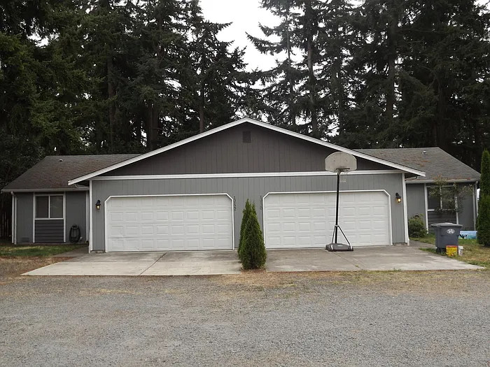 13120 5th Avenue Ct E — Photo 1