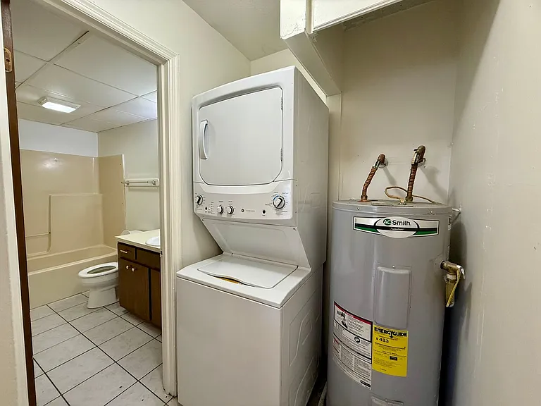 601 Bertig St — Photo 8