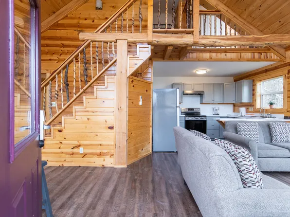 256 Skidmore Ln, Stanton, KY 40380