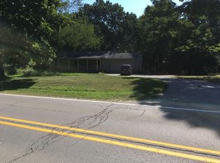 7915 Hamburg Rd, Brighton, MI 48116