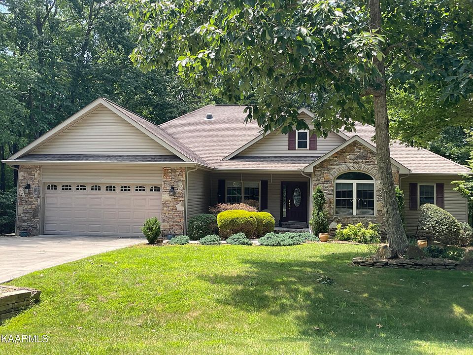 1st image of 38 Bingham Ln