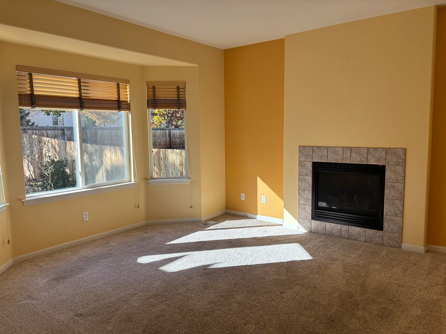3 bed, 2.5 bath, 1739 sqft, $3,400 — Photo 4