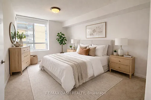 188 Redpath Ave #702 Photo 1