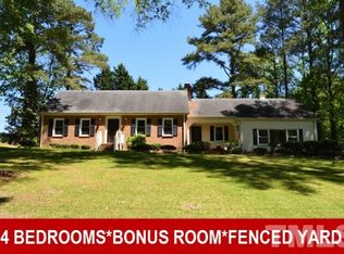 131 Castle Dr, Smithfield, NC 27577