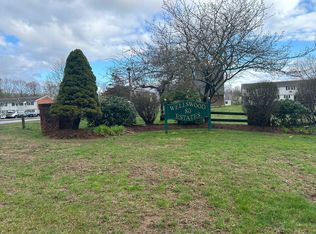 80 Wellswood Rd APT 1, Amston, CT 06231