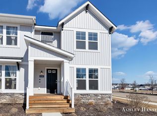 6686 S Square Ln #43, Rockford, MI 49341