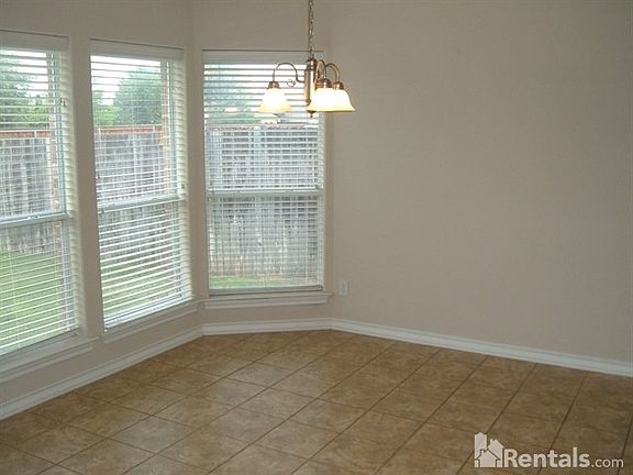 4th image of 501 Leatherman Dr