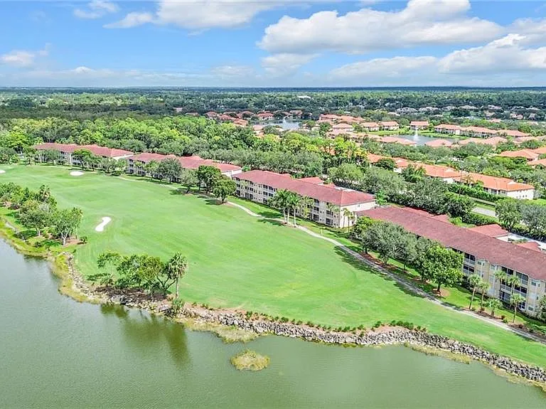 2700 Cypress Trace Cir #3112 — Photo 4