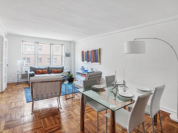 3rd image of 160 E 27th St APT 12D