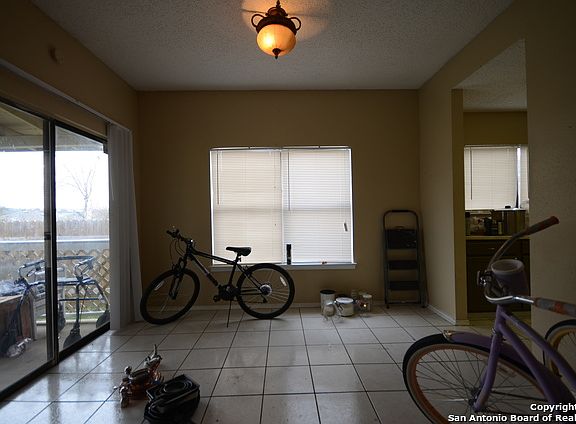 4th image of 639 Cypresscliff Dr