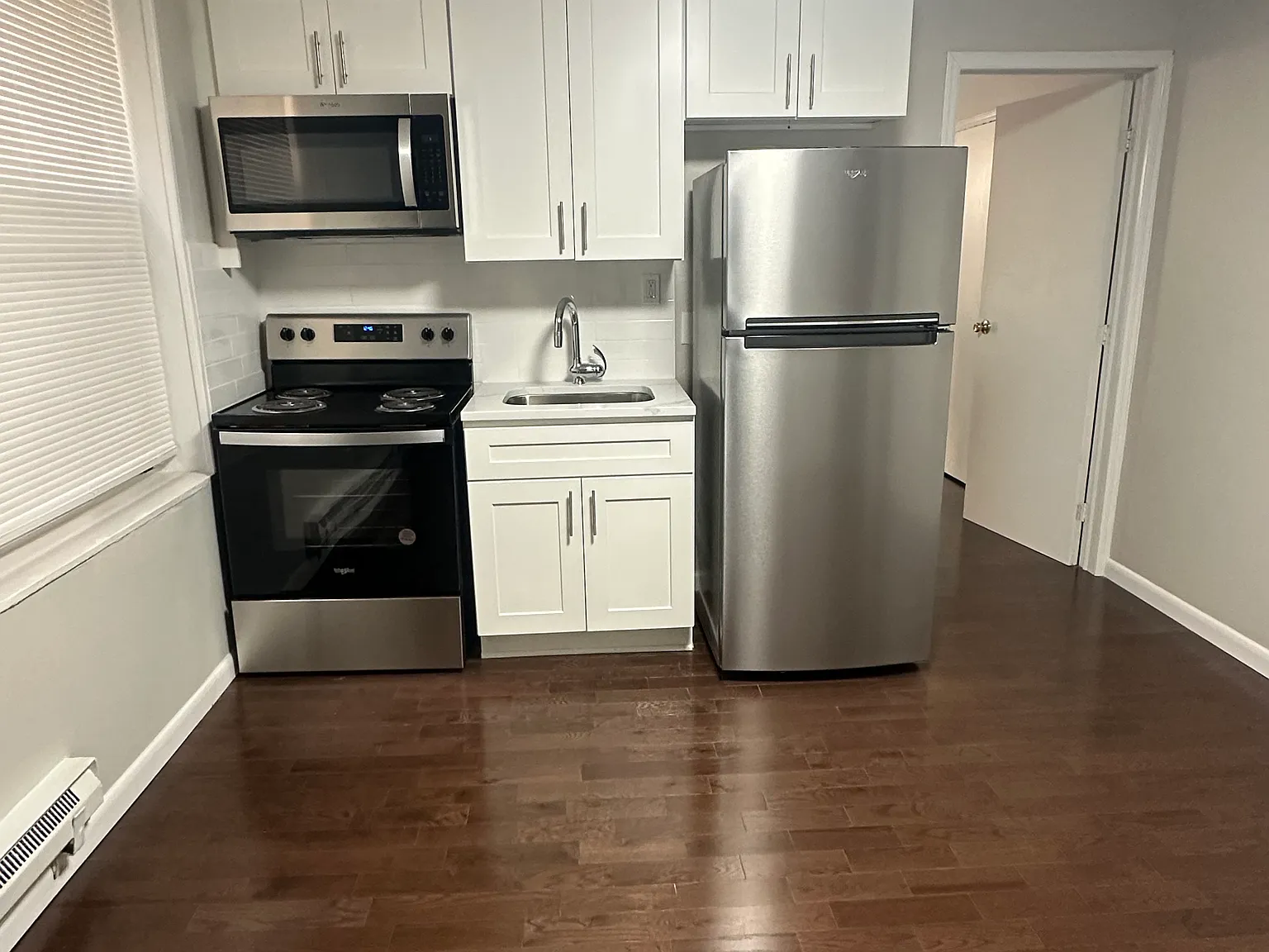 1 bed, 650 sqft, $1,895 — Photo 1