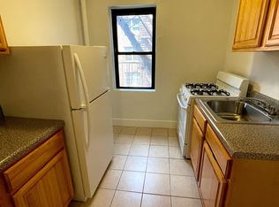 249 E 26th St #3, Brooklyn, NY 11226