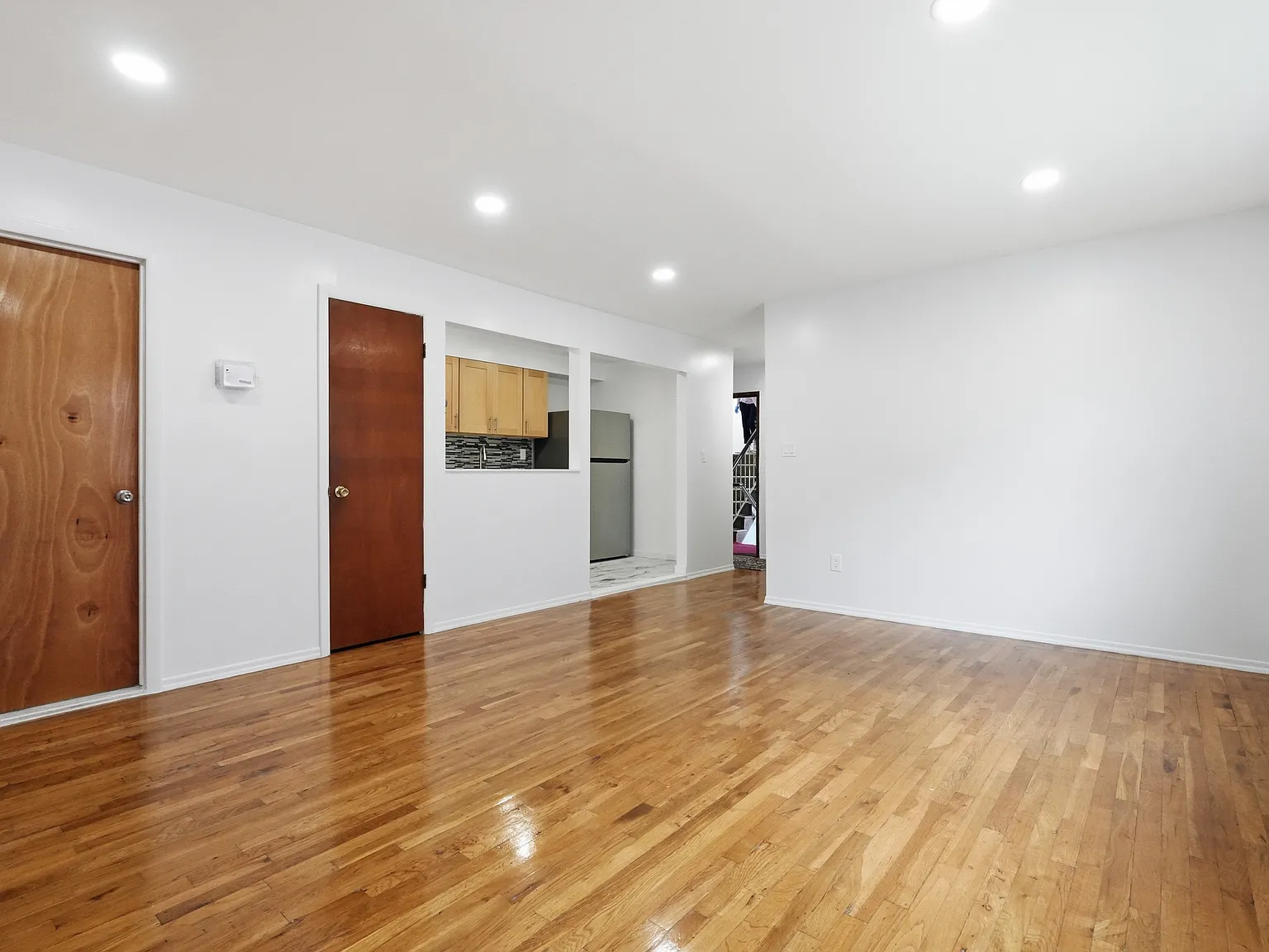 2 bed, 956 sqft, $2,700 — Photo 4