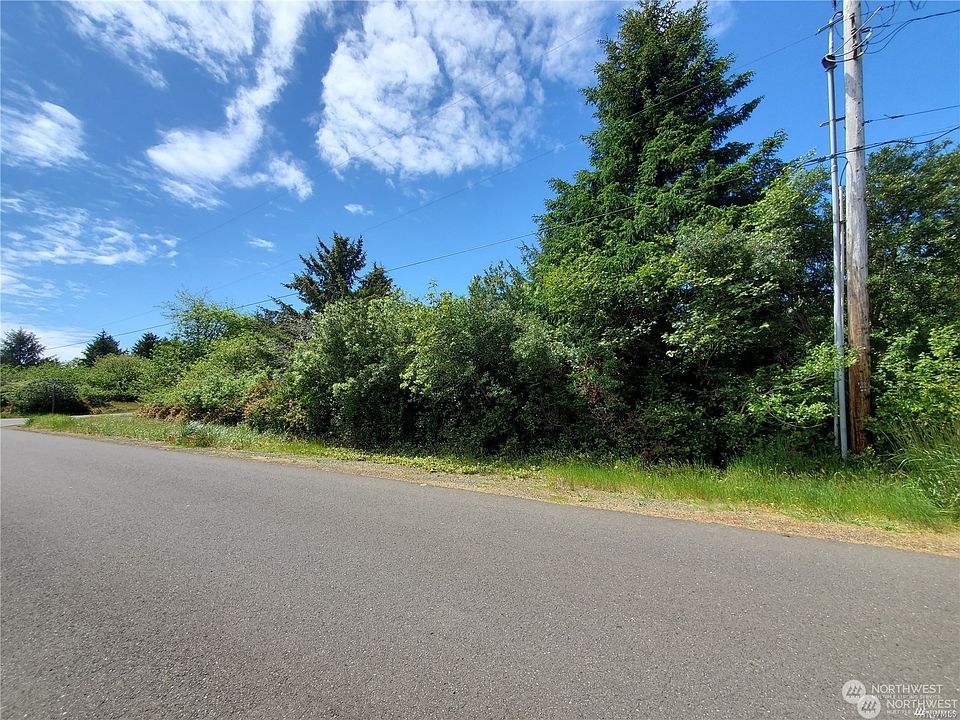 1st image of 0 Ensign Avenue NW