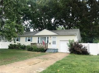 5528 Fairwood Ln, Virginia Beach, VA 23455