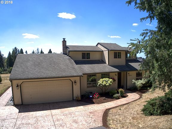 2nd image of 19419 NE 109th St