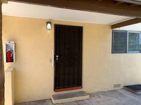 1309 Orange Grove Ave, Glendale, CA