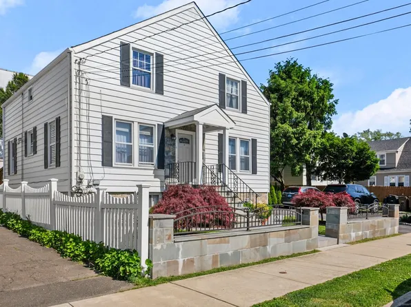 42 Wardwell Street, Stamford, CT 06902