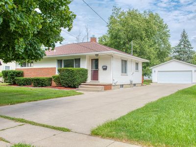 948 N Park St, Owosso, MI, 48867