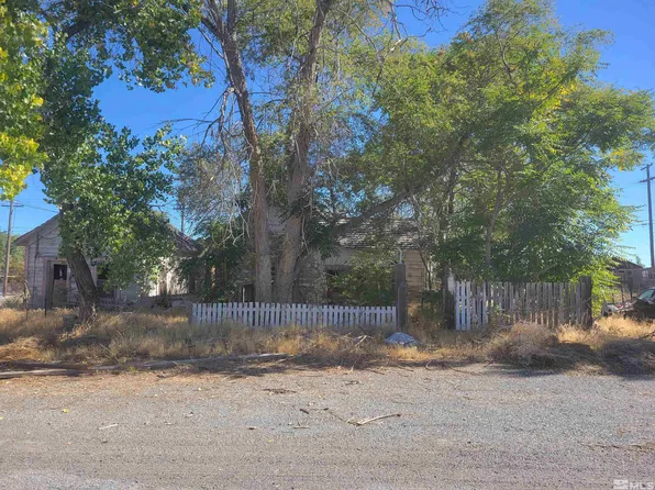 320 Apache St, Imlay, NV 89418