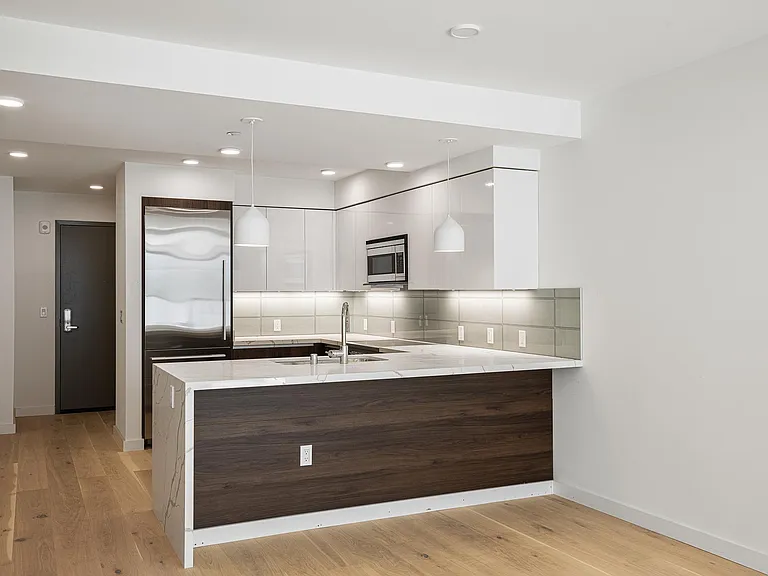 1335 Larkin St #203 — Photo 4