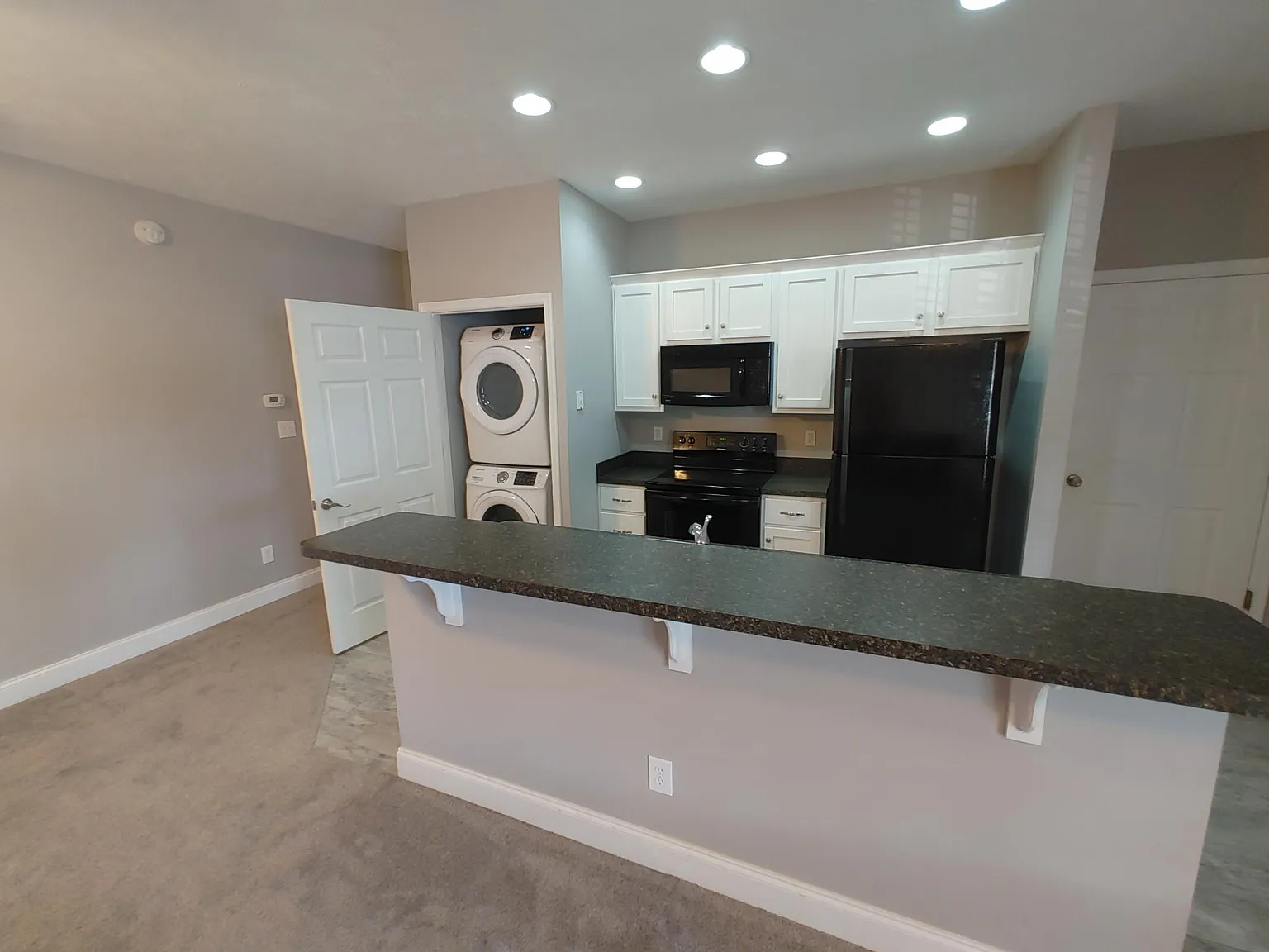 2 bed, 1190 sqft, $1,495 — Photo 1