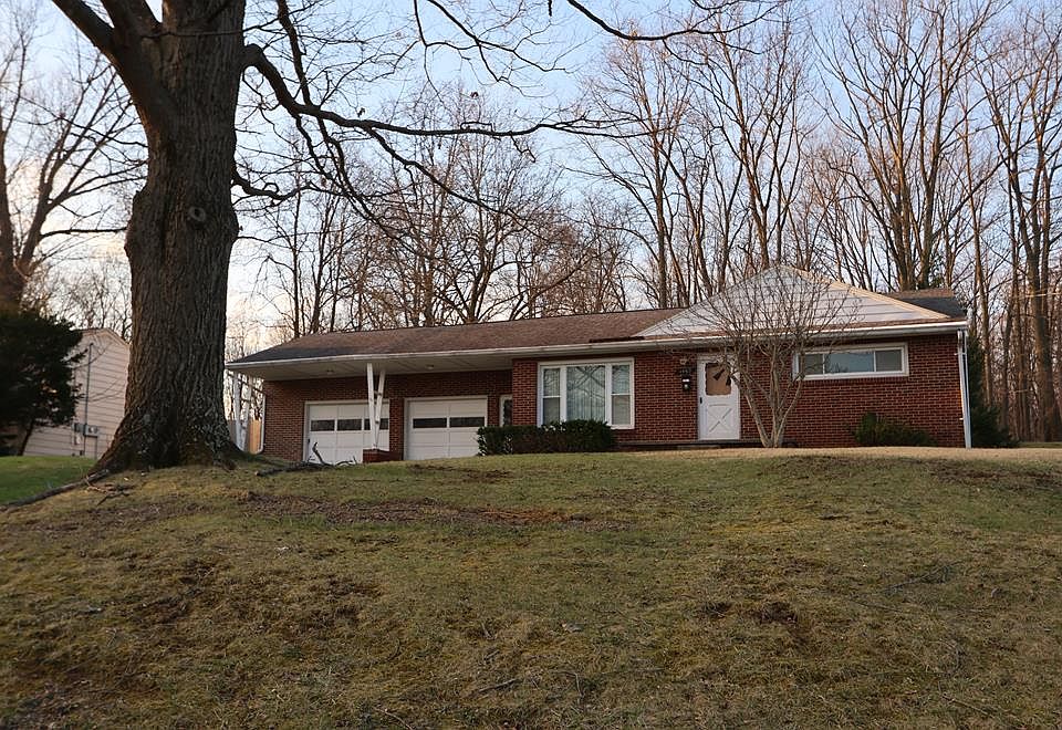 1st image of 1462 Lascerne Cir S