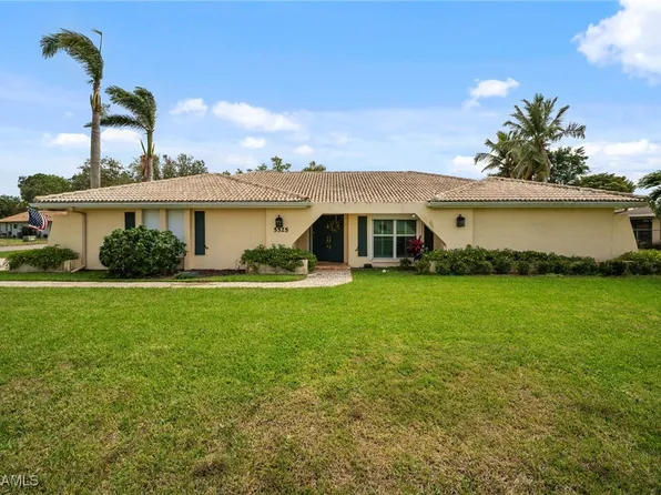 5525 New Pine Lake Dr, Fort Myers, FL 33907