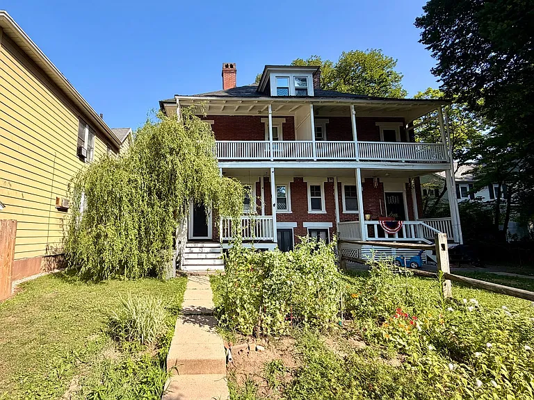 1050 Edgar Ave — Photo 19