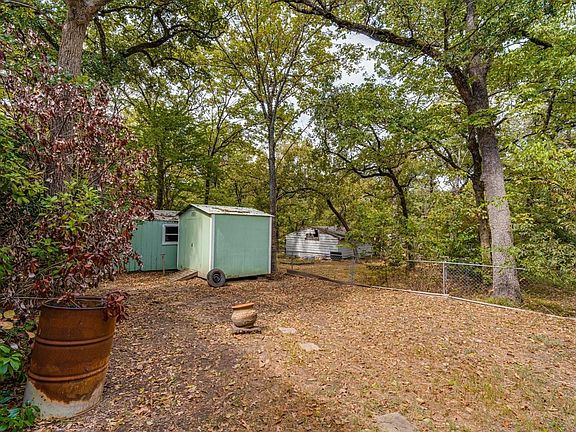 4th image of 736 Oak Crst