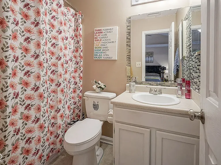 9904 Worthington Blvd — Photo 8