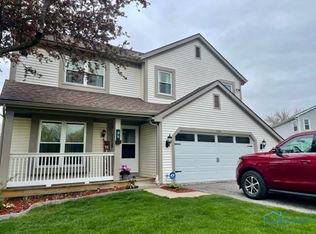 1554 Eaglecrest Rd, Perrysburg, OH 43551