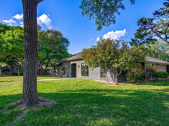 3rd image of 9917 Sandalwood Dr