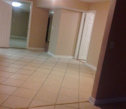 3rd image of 8421 N Otis Ave