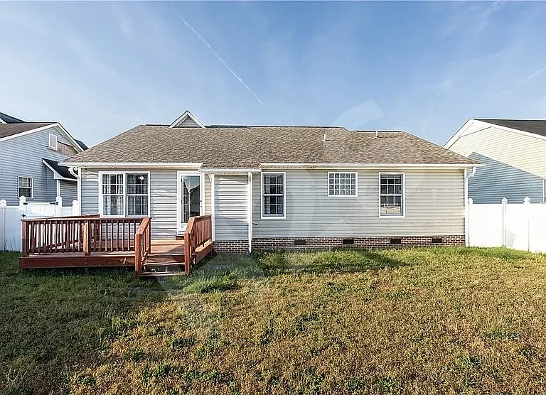 1476 Aultroy Dr — Photo 2
