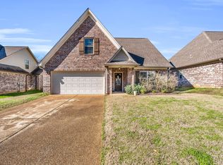 201 Bent Brook Ridge St, Starkville, MS 39759