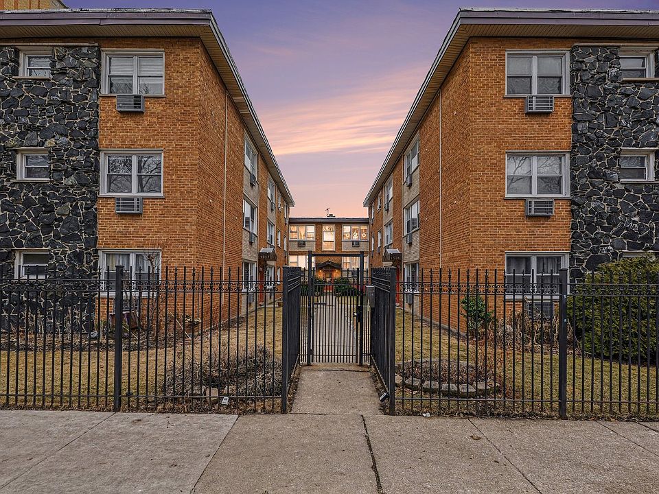 1st image of 1527 W Sherwin Ave APT 2N