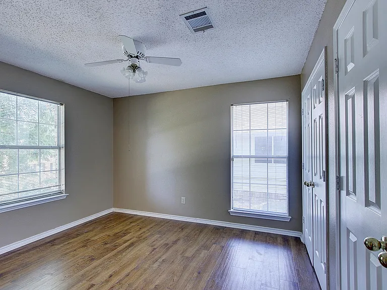 3632 Campstone Dr — Photo 25