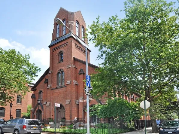 The Arches at Cobble Hill