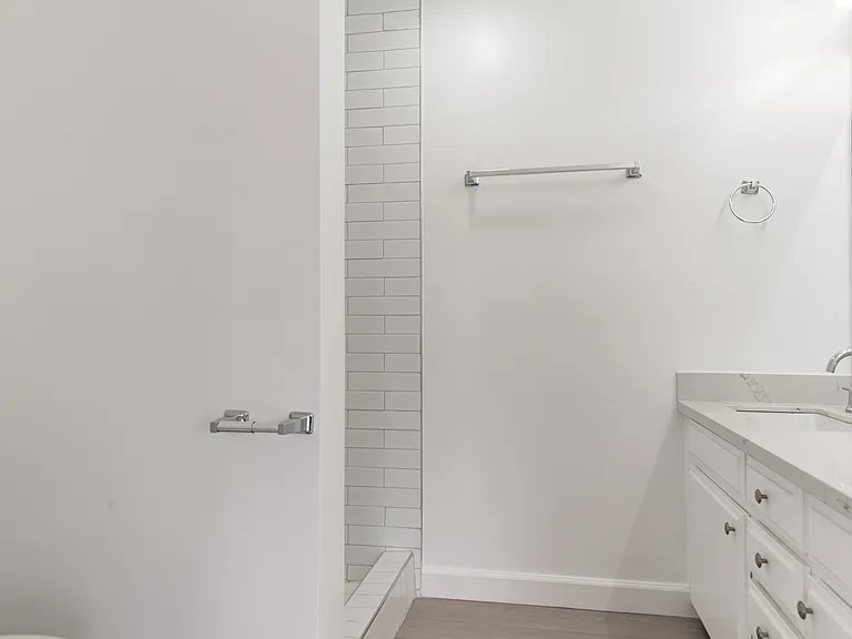 329 Sierra St #4 — Photo 15