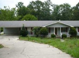 211 16th St, Calera, AL 35040