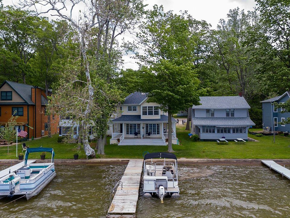 54800 Indian Lake Rd, Dowagiac, MI 49047 Zillow