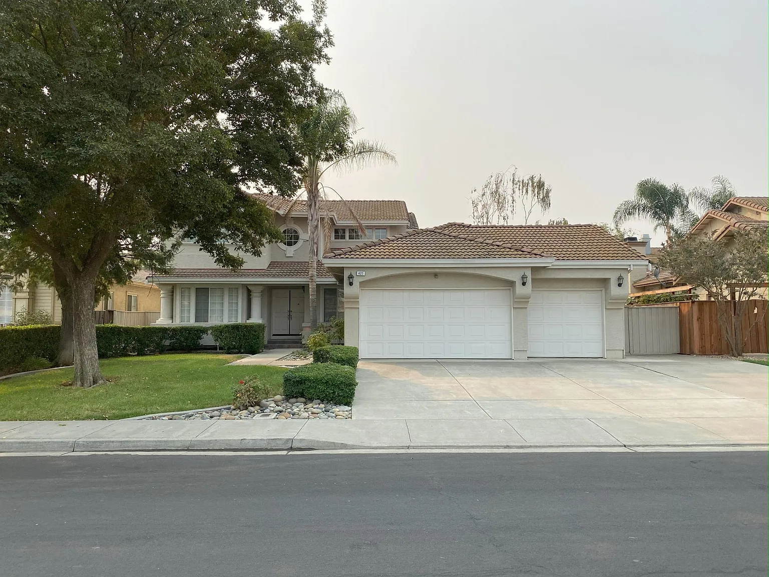 5 bed, 2811 sqft, $3,895 — Photo 1