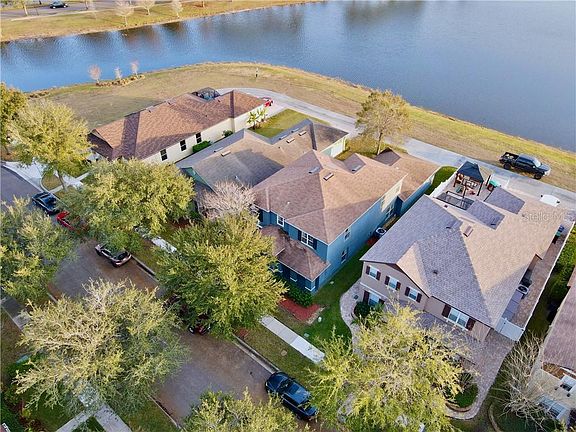2nd image of 13874 Carolina Laurel Dr